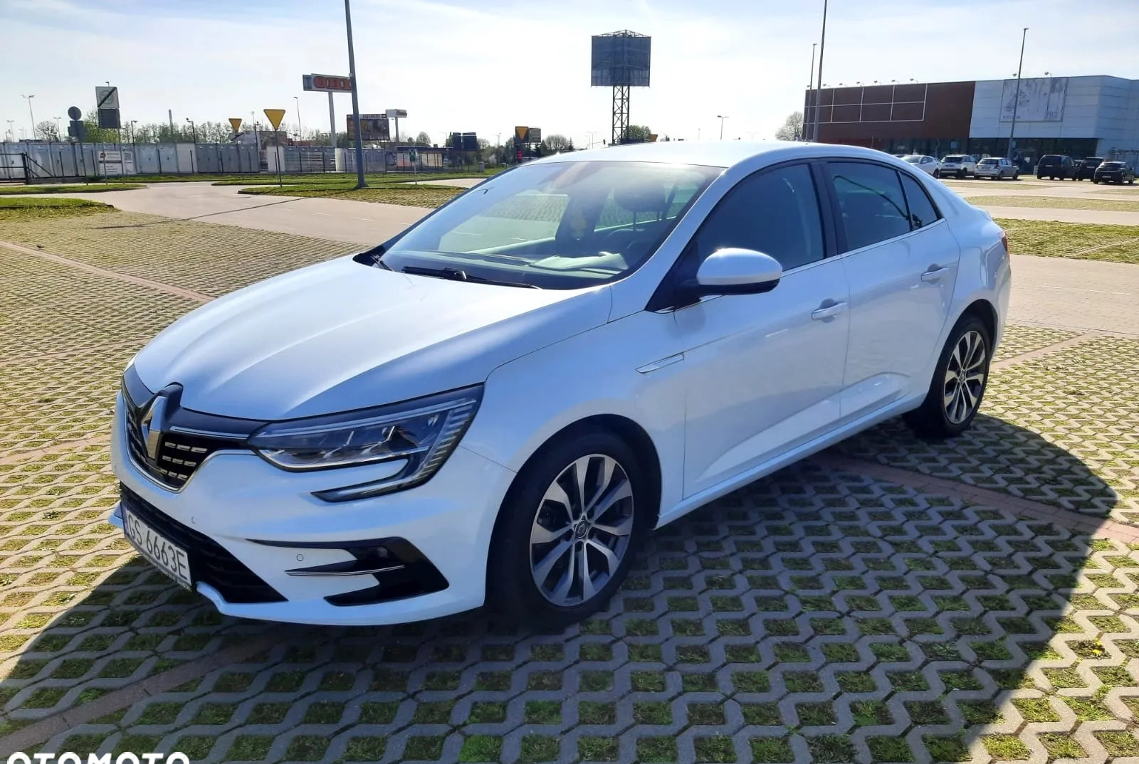 Renault Megane cena 79900 przebieg: 38500, rok produkcji 2021 z Słupsk małe 121